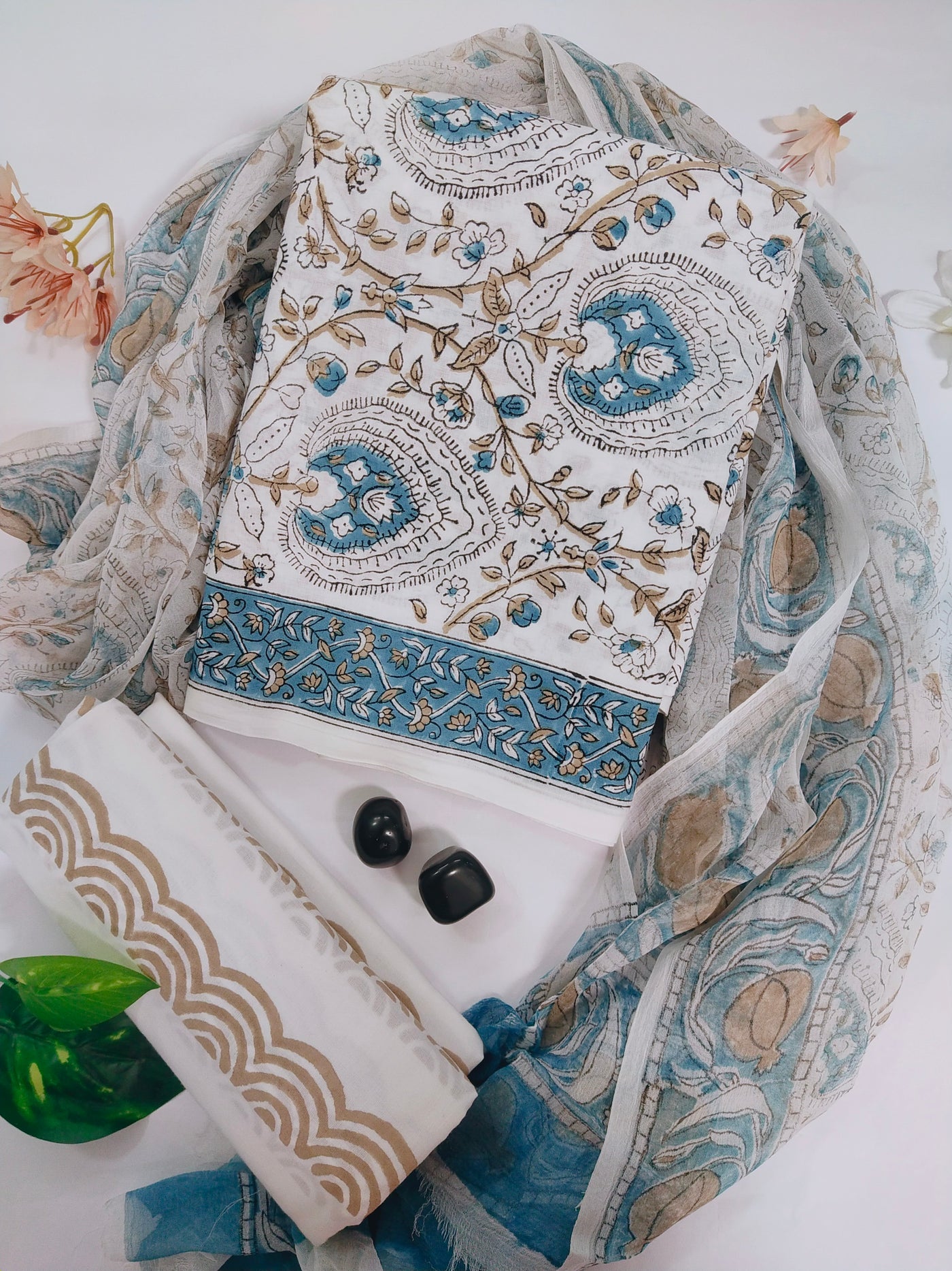 Cotton Suit Material with Chiffon Dupatta ( CH060303)