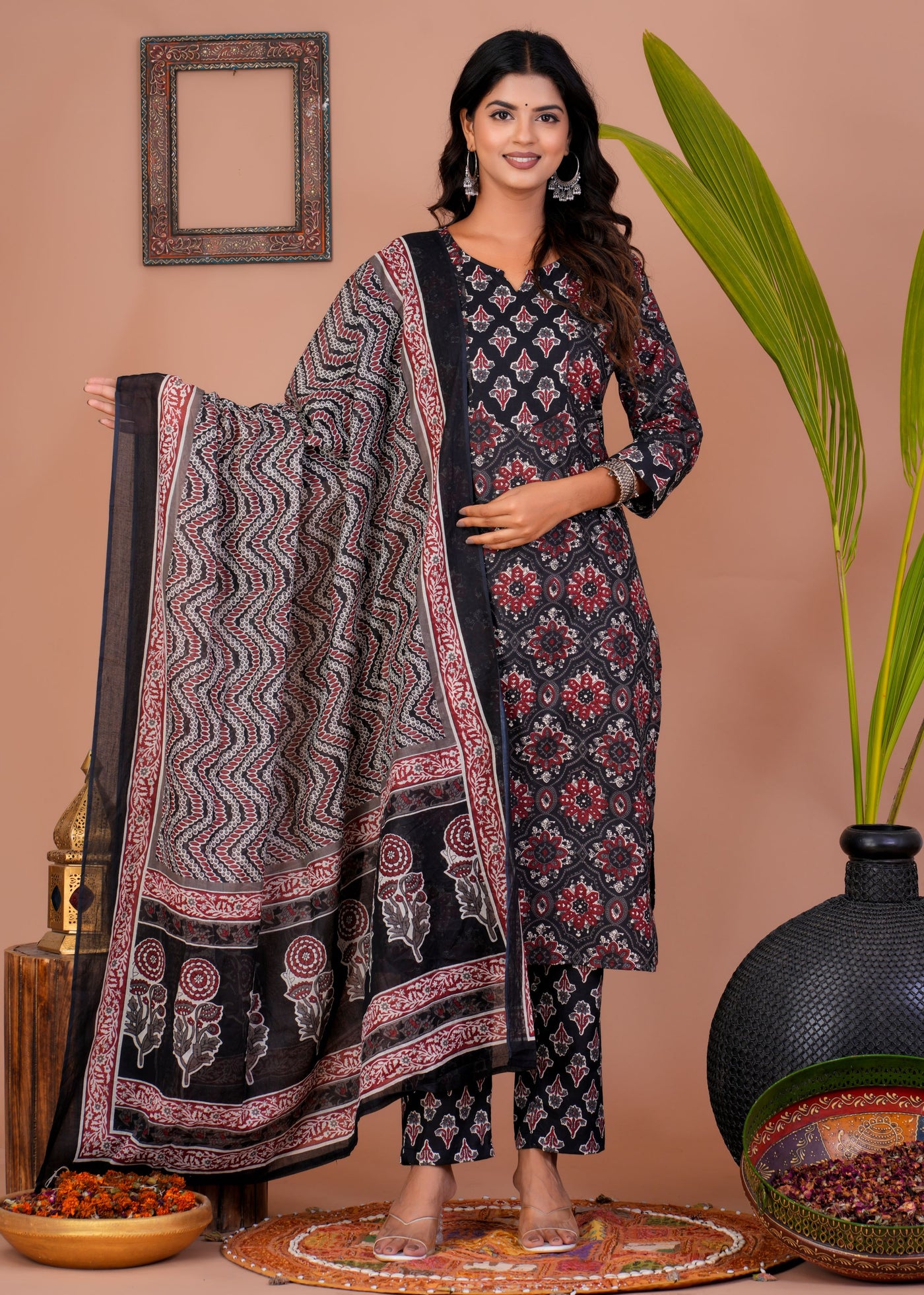 ETHENIC BAGRU BLACK STITCHED COTTON SUIT WITH COTTON DUPATTA ( BTSJ 9014 )