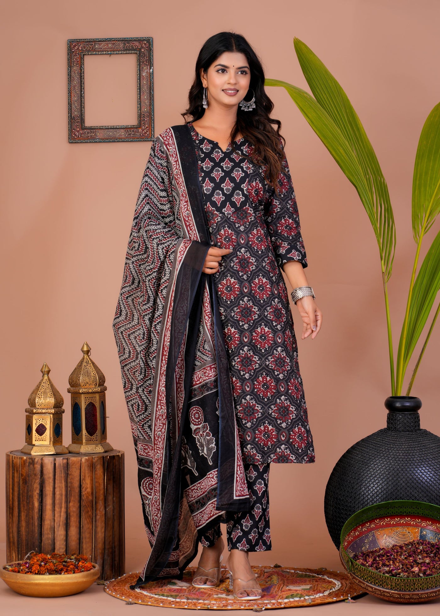 ETHENIC BAGRU BLACK STITCHED COTTON SUIT WITH COTTON DUPATTA ( BTSJ 9014 )