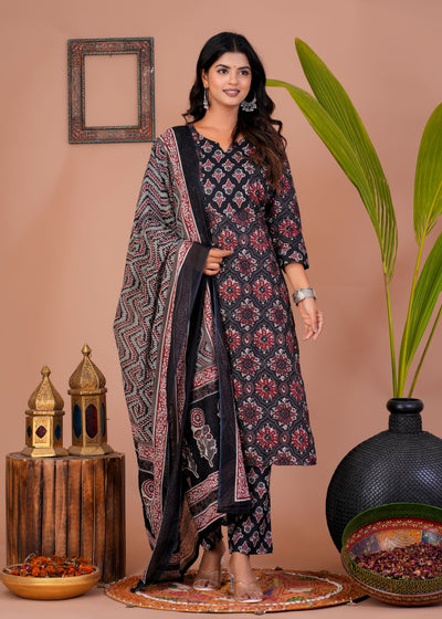 ETHENIC BAGRU BLACK STITCHED COTTON SUIT WITH COTTON DUPATTA ( BTSJ 9014 )