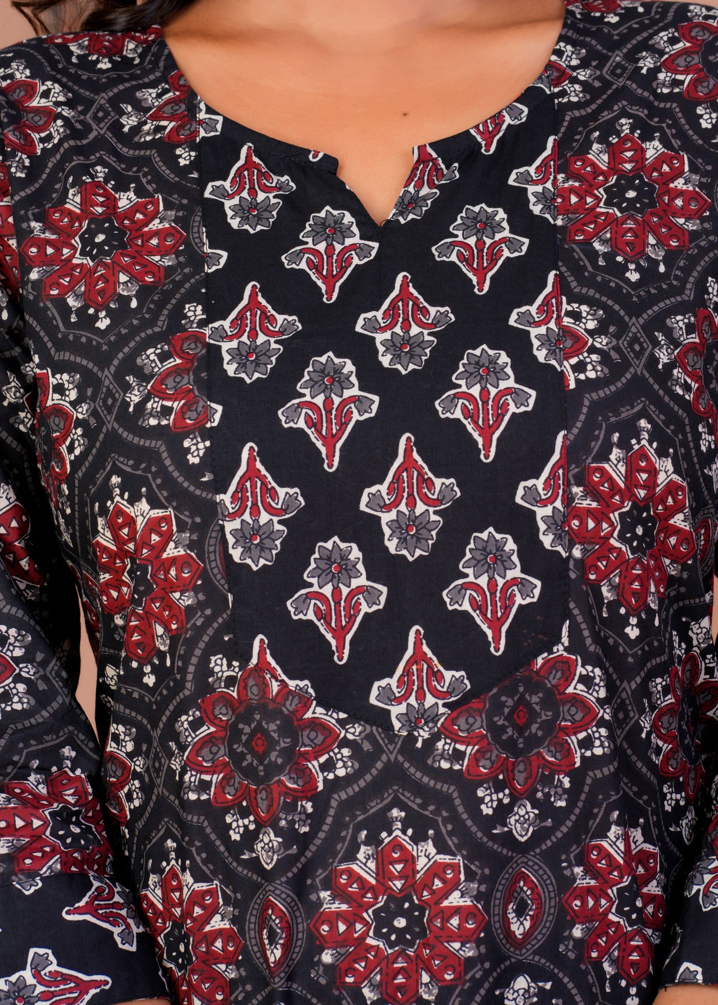 ETHENIC BAGRU BLACK STITCHED COTTON SUIT WITH COTTON DUPATTA ( BTSJ 9014 )