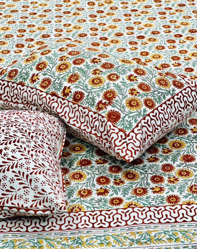 Hand Blocked King Bed Sheet with 2 Pillow Covers ( BD2506 )