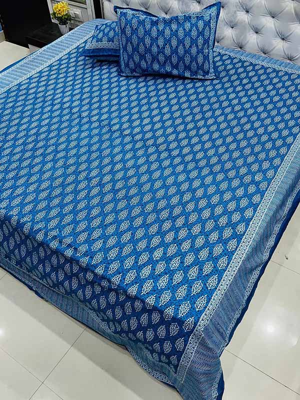 Block Prints King Bed Sheet with 2 Pillow Covers ( BD171213)